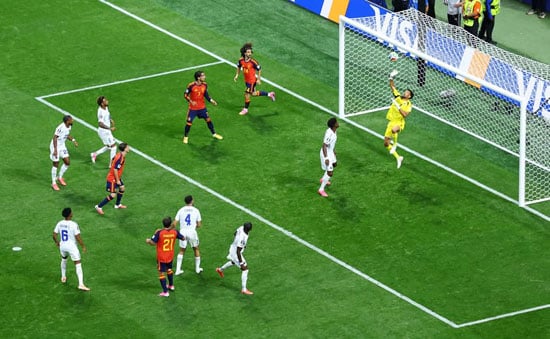 مباراة الرأس الأخضر وإسبانيا الشوط الثانى مباراة الرأس الأخضر وإسبانيا الشوط الثانى