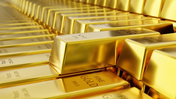 الذهب يواصل مكاسبه بالسعودية.. عيار 24 يتجاوز 526 ريالًا والأوقية عند 4363 دولارًا