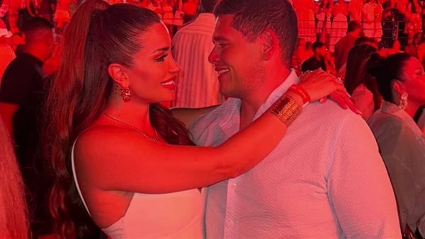 أول صورة لـ نسرين طافش وزوجها بعد شائعات طلاقهما