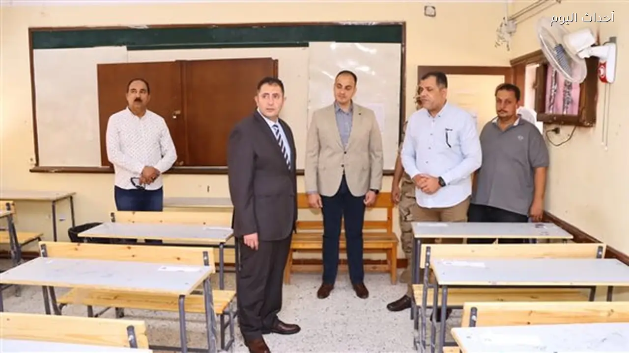 محافظ دمياط يتابع استعدادات لجان الثانوية العامة ويوجه بتأمينها
