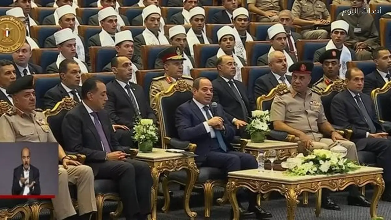 الطالب محمد سعيد محروس لـ الرئيس السيسي: النهاردة يوم من أسعد أيام حياتنا