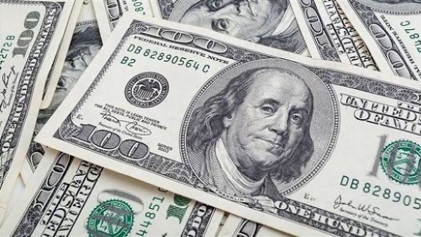 تفاصيل سعر الدولار في السوق الرسمية مساء اليوم