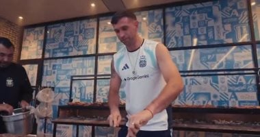 حفل شواء فى معسكر منتخب الأرجنتين قبل مواجهة النمسا.. فيديو وصور