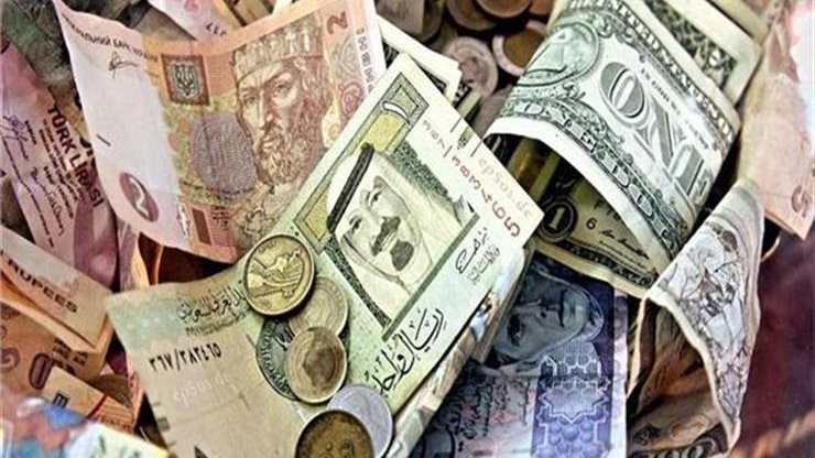 أسعار العملات العربية في تداولات اليوم.. الريال السعودي بـ13.28 جنيها والدينار الكويتي ب 162.37 جنيها
