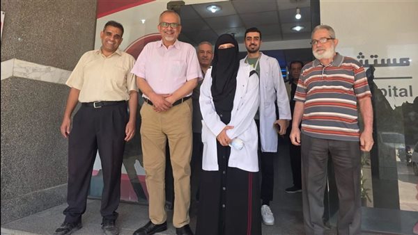 مدير عام الطب العلاجي يتفقد عدداً من مستشفيات القاهرة ويتابع جاهزيتها