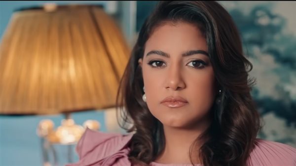 ياسمين علي تطرح أحدث أعمالها الغنائية “أعراض انسحابه”