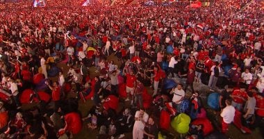 أجواء احتفالية تخطف القلوب فى Fan Zone بالعاصمة الجديدة بعد أداء الفراعنة فى كأس العالم.. فيديو