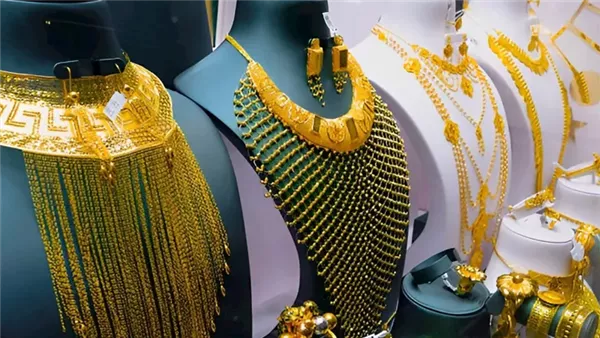 أسعار الذهب اليوم عيار 21 بعد التراجع الأخير.. وصل كام النهاردة؟