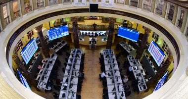ارتفاع مؤشرات البورصة بختام جلسة الأربعاء بفضل مشتريات الأجانب