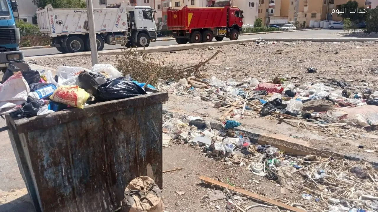إحالة ملف عقد نظافة سفاجا للنيابة.. ومحافظ البحر الأحمر: لا تهاون مع إهدار المال العام