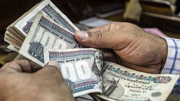 الجنيه المصري يواصل التعافي أمام الدولار مدعوم بتحسن السيولة وزيادة الاحتياطي