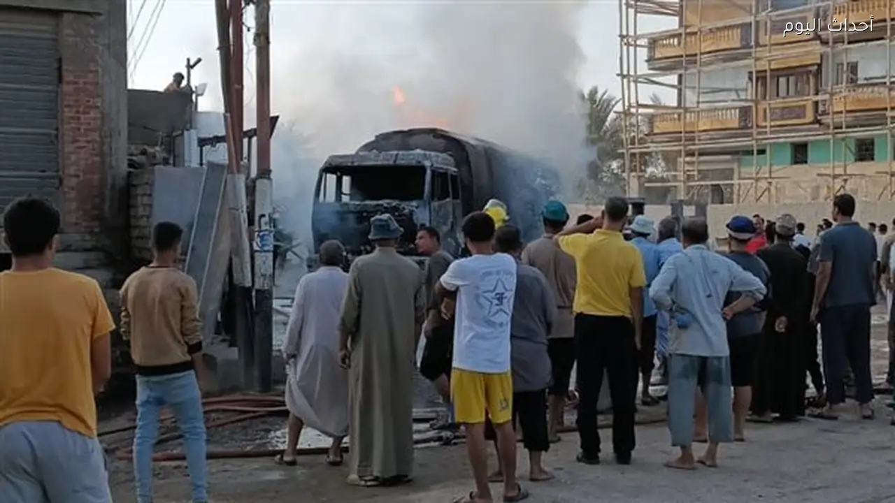 السيطرة على حريق سيارة وقود بمحطة بنزين في الشرقية