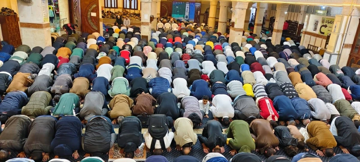 «العشاء فى الاسكندرية 09.42 م».. مواقيت الصلاة فى مصر غدًا الخميس 18 يونيو 2026