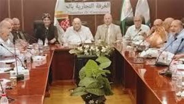 الغرفة التجارية بالجيزة تبحث استعدادات تطبيق منظومة الخبز الجديدة