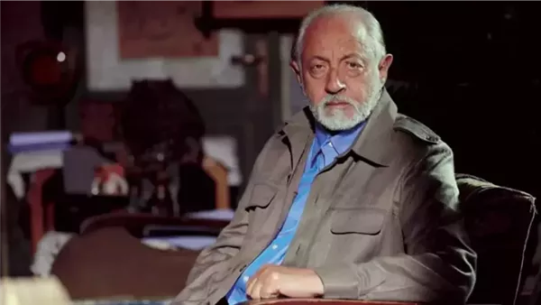 بعد أسبوع من رحيله.. وفاة خالة الفنان عبدالعزيز مخيون