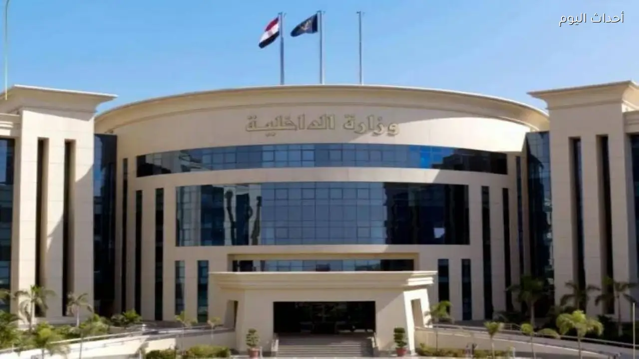 بعد تداول فيديو الحركات الاستعراضية.. ضبط طالب قاد سيارة مخصصة لذوى الهمم دون رخصة بسوهاج