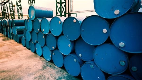 تراجع جديد في أسعار النفط.. برنت يخسر 9% خلال أسبوع