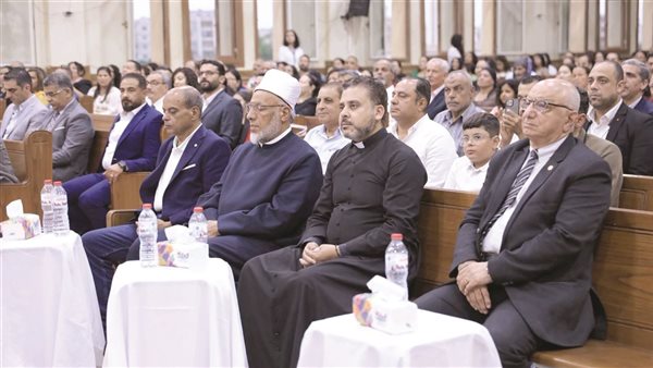 رئيس الطائفة الإنجيلية: لا تستلموا لليأس.. واخرجوا للعالم