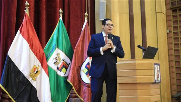 رئيس جامعة القاهرة: نسعى لبناء منظومة أكاديمية وبحثية متكاملة