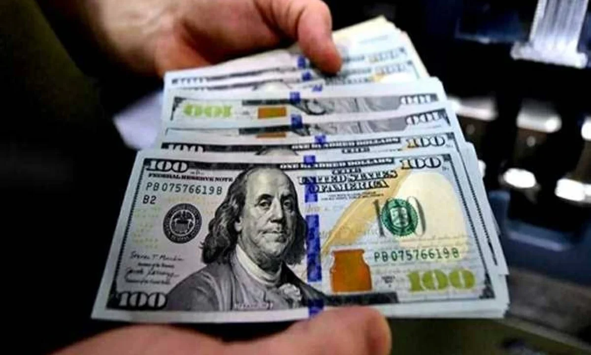 سعر الدولار مقابل الجنيه المصري اليوم في البنوك (آخر تحديث)