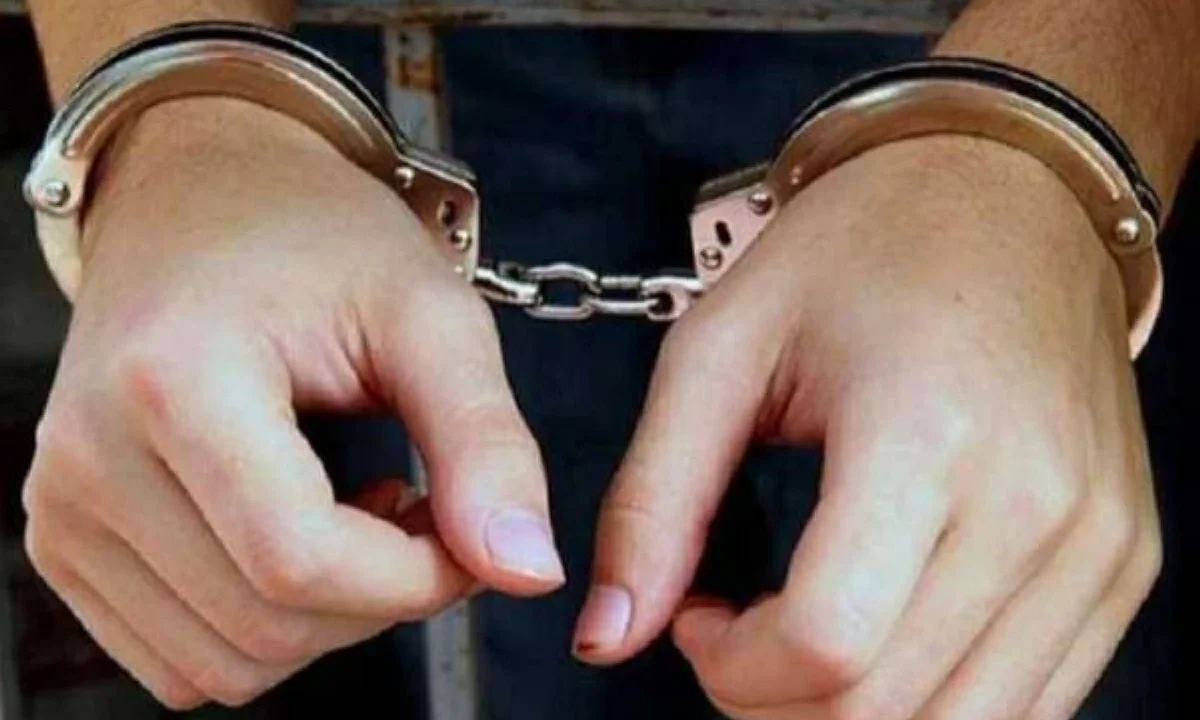 ضبط فتى يعاني اضطرابًا نفسيًا بعد شكاوى من تجوله عاريًا وإثارة الذعر بين الأهالي بالشرقية