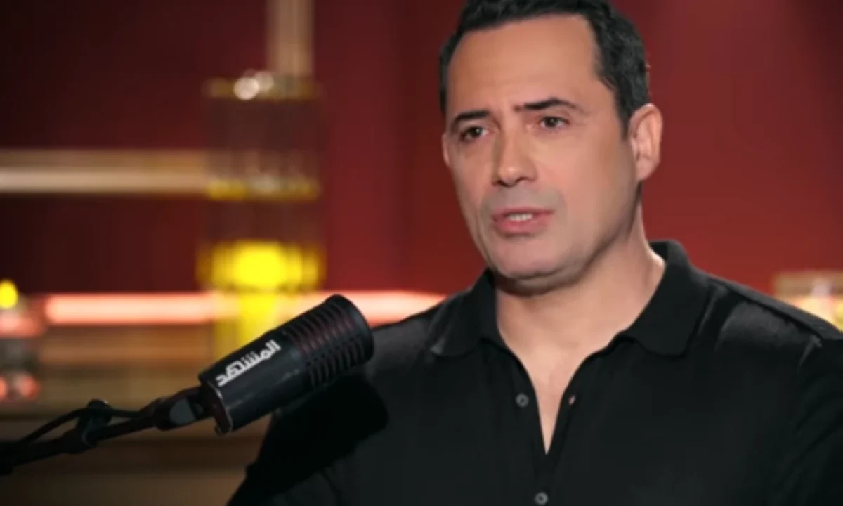 ظافر العابدين:« غسلت الصحون فى بريطانيا.. وخسرت حلم كرة القدم قبل النجومية» (فيديو)