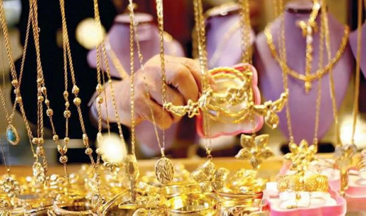 عيار 21 الآن بعد الارتفاع الجديد.. سعر الذهب اليوم الخميس 18 يونيو 2026 بالصاغة محليًا وعالميًا