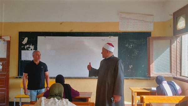 غرفة امتحانات الثانوية الأزهرية: أسئلة الكيمياء متوازنة وملائمة لقدرات الطلاب ومستوياتهم المختلفة