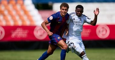 فليك يتابع حمزة عبد الكريم فى كأس العالم قبل ضمه لمعسكر برشلونة