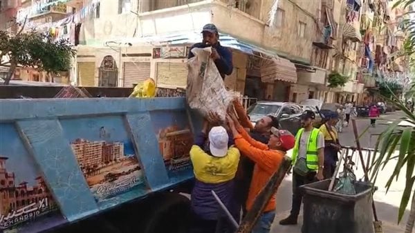 محافظ الإسكندرية: رفع نحو 78 ألف طن مخلفات صلبة خلال يونيو
