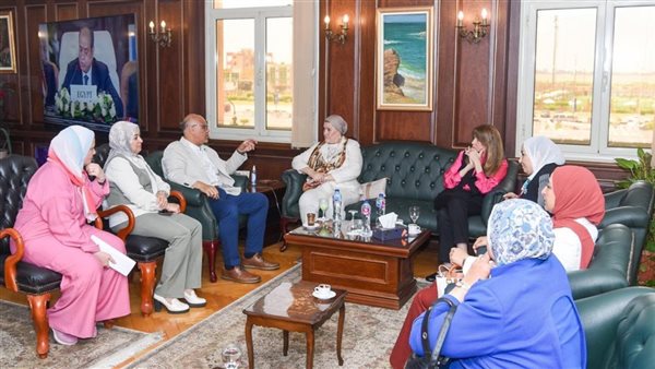 محافظ الإسكندرية يستقبل رئيسة “القومي للطفولة والأمومة” لبحث دعم مبادرات حماية الطفل