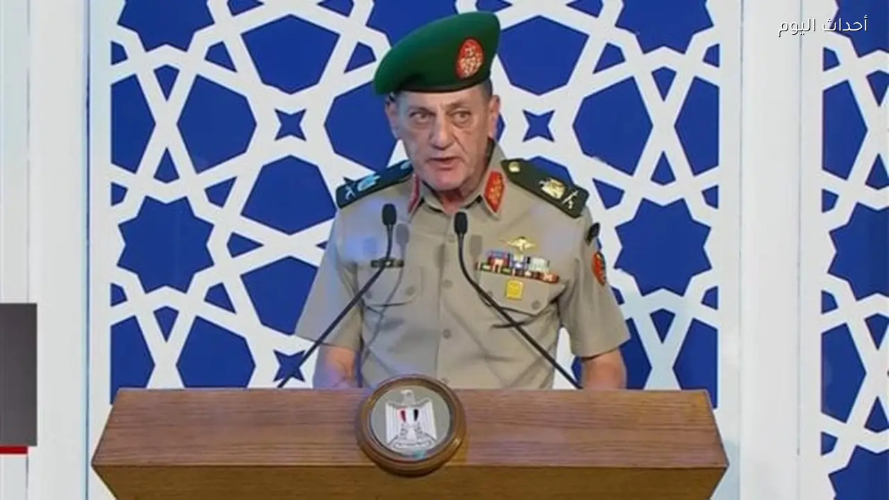 مدير الأكاديمية العسكرية لخريجي الأوقاف: تحملون رسالة قبل أن تحملوا شهادة.. وكونوا دعاة بناء لا هدم
