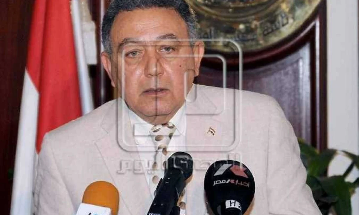 وزير الصحة الأسبق: أطباء المستشفيات الحكومية الأقوى فنيًا.. وسُمعة الطب العام مظلومة إعلاميًا