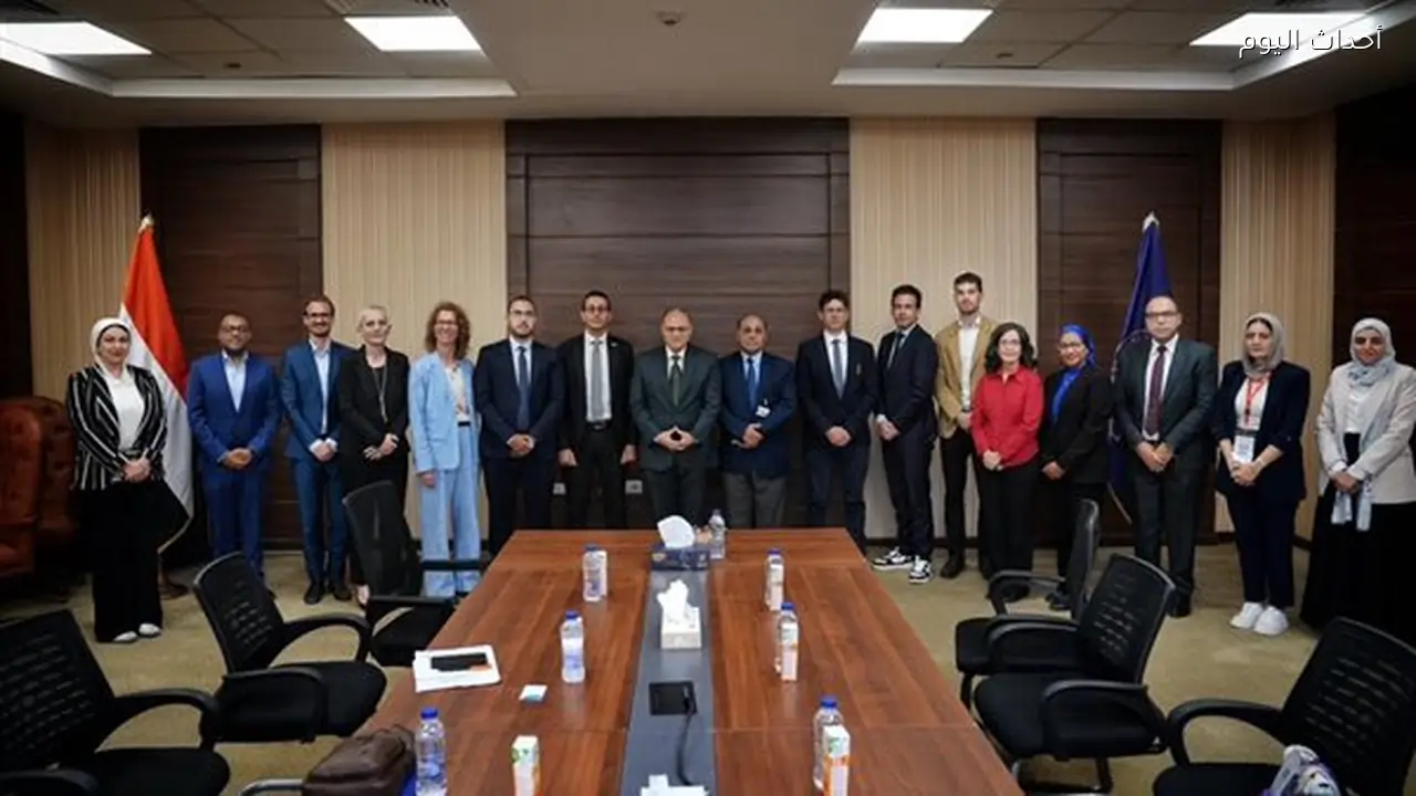 وفد من الشركات الدنماركية يبحث فرص التعاون والاستثمار في مجال الأجهزة والمستلزمات الطبية
