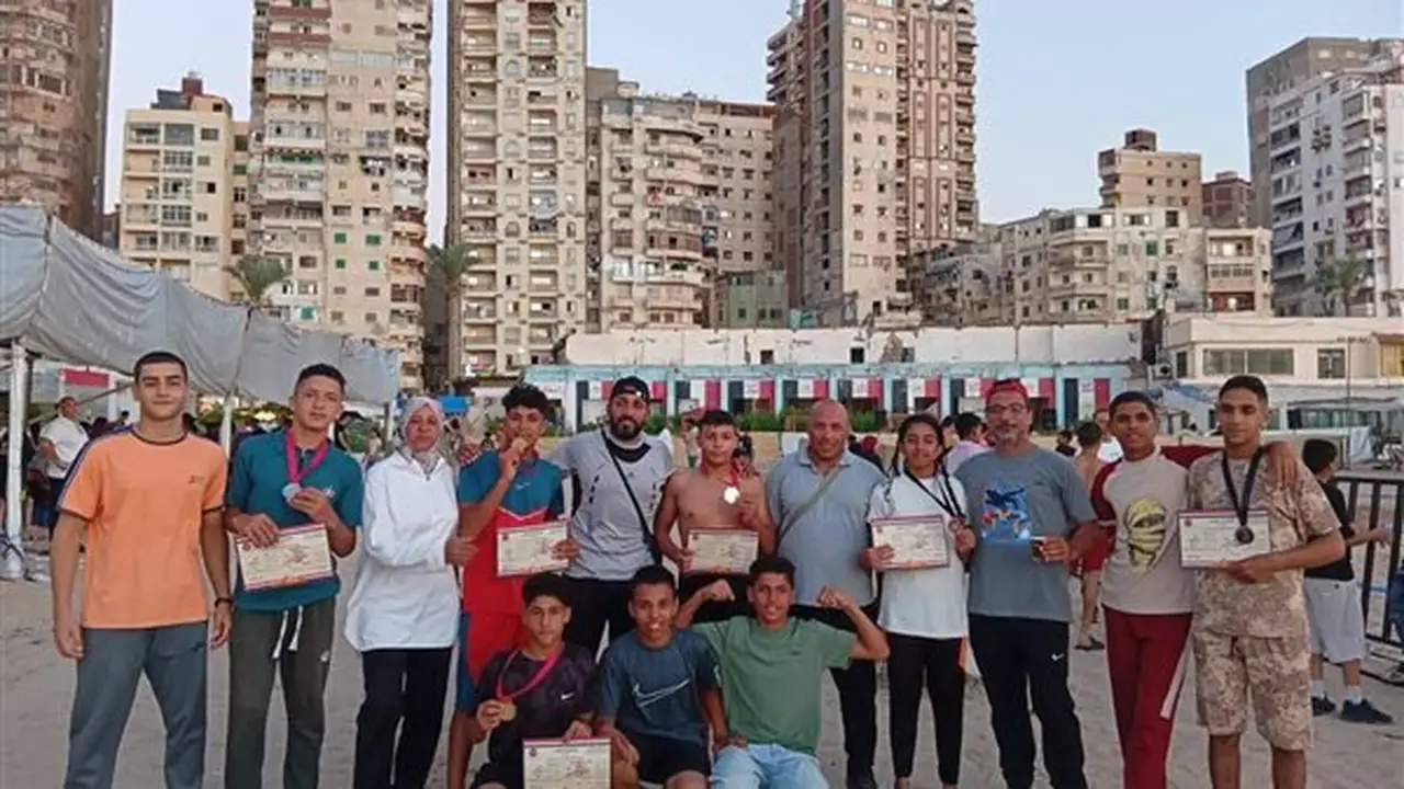 أبطال البحيرة يحققون 11 ميدالية في بطولة الجمهورية للمصارعة الشاطئية
