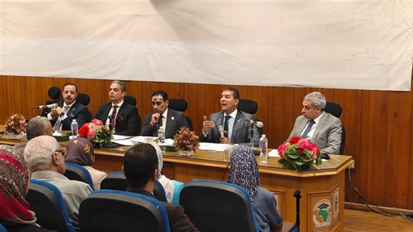 ندوة كلية الدراسات الإفريقية تناقش الجمهورية الجديدة وتعزيز التعاون مع إفريقيا