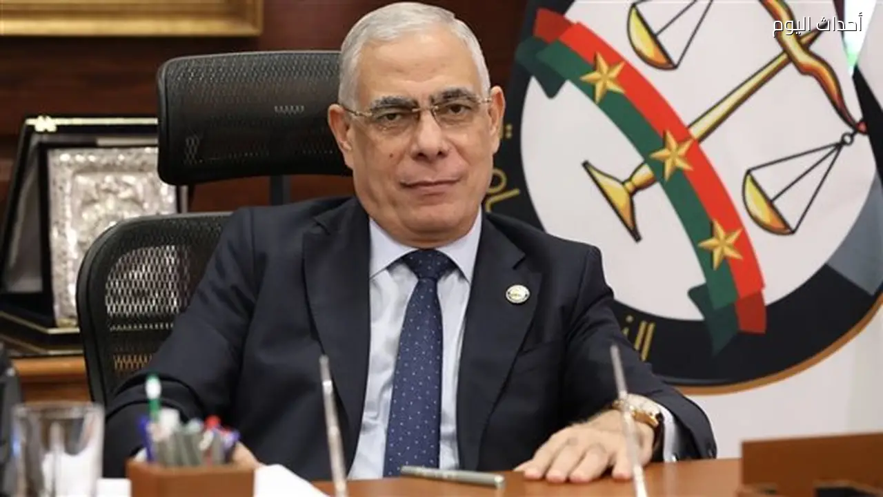 النائب العام ينعى شهداء الشرطة في حريق منشأة ناصر