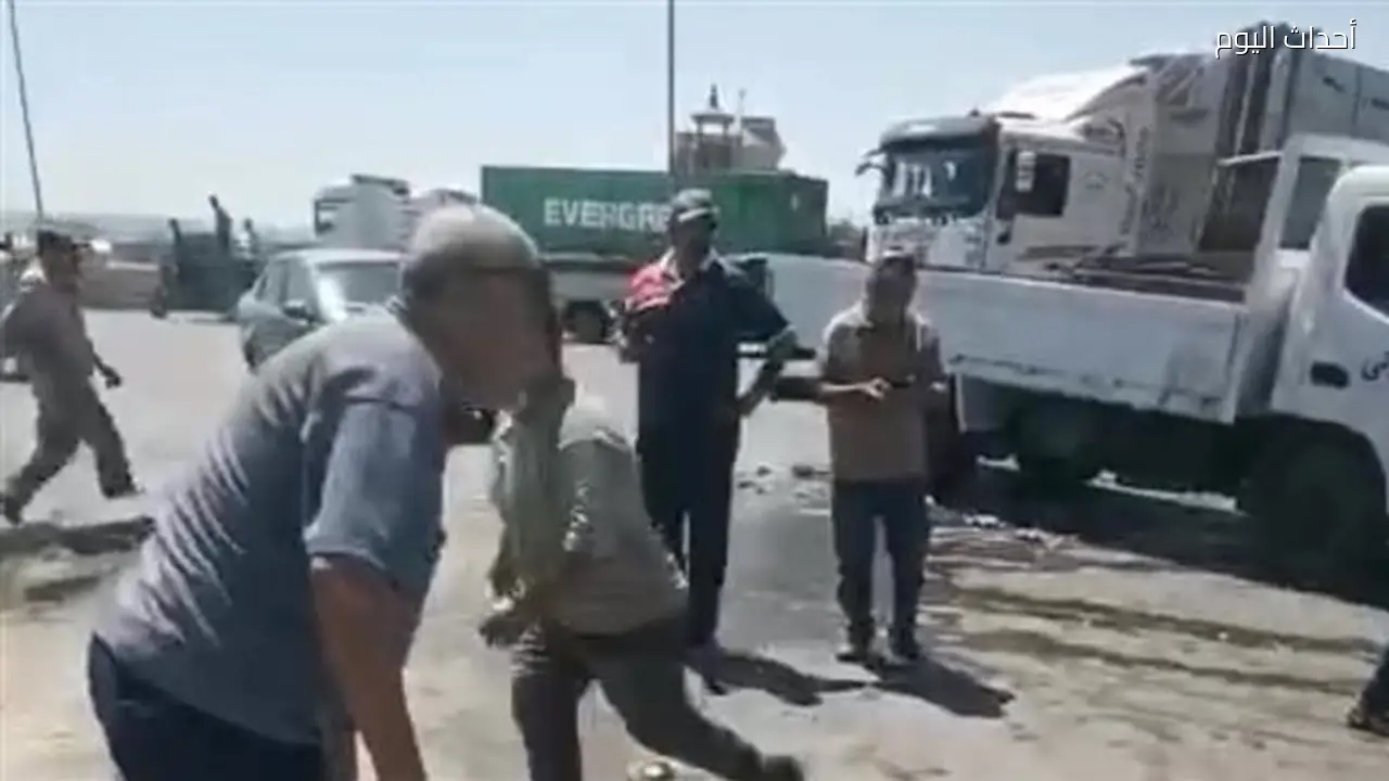 تفاصيل اعتداء على حملة إزالة الإشغالات في حي العجمي: كواليس أزمة عربة الفول