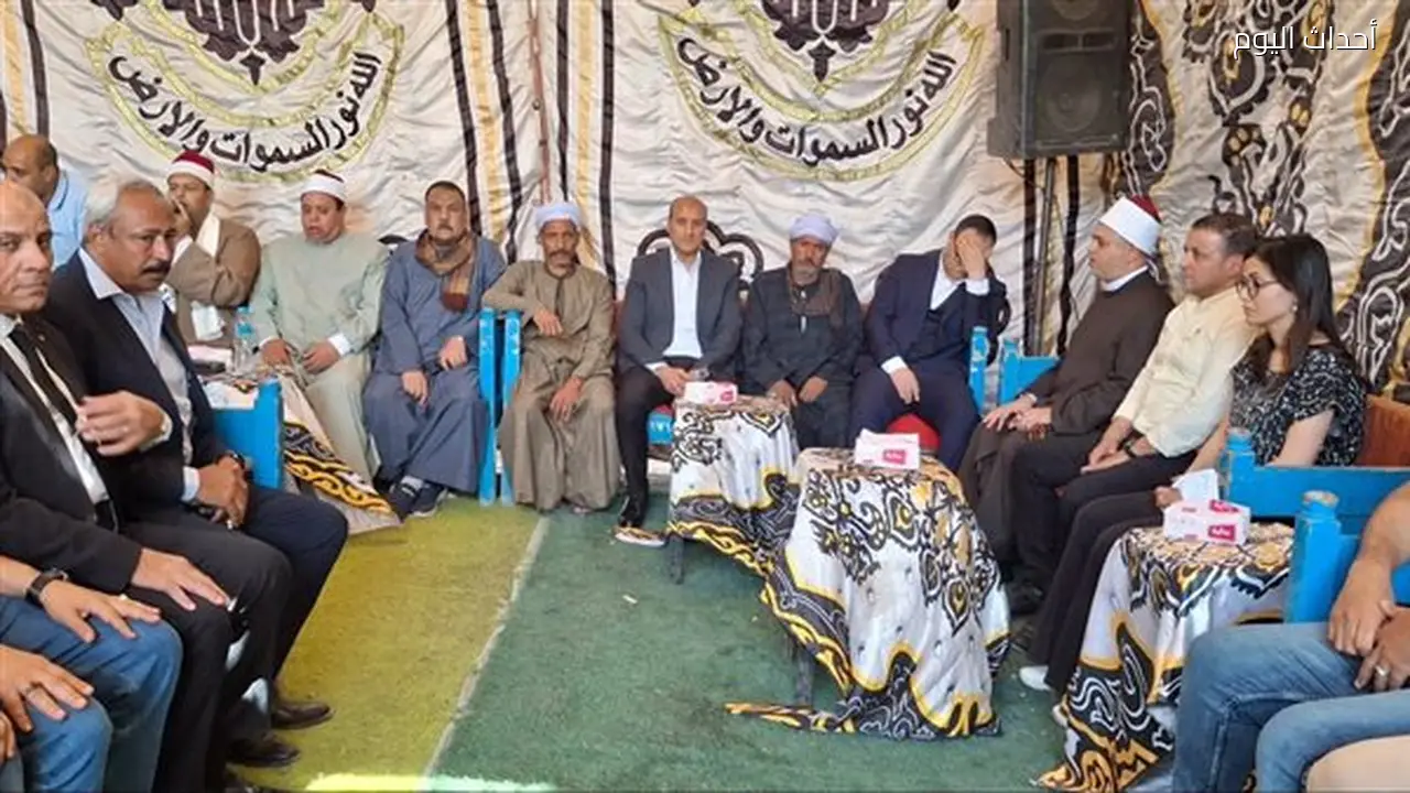 محافظ أسيوط يقدم واجب العزاء لأسر الأطفال ضحايا حادث سقوط تروسيكل في ترعة أبوتيج