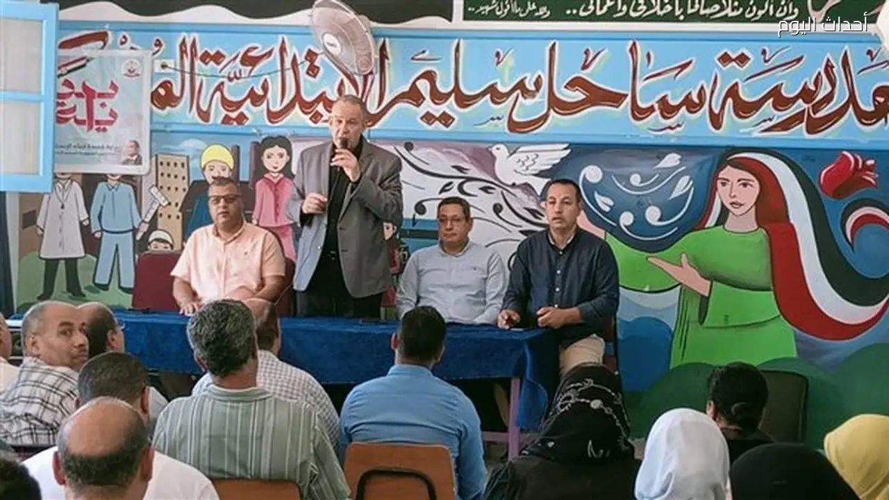 وكيل وزارة التعليم بأسيوط يتابع البرنامج العلاجي والأنشطة الصيفية في إدارة ساحل سليم