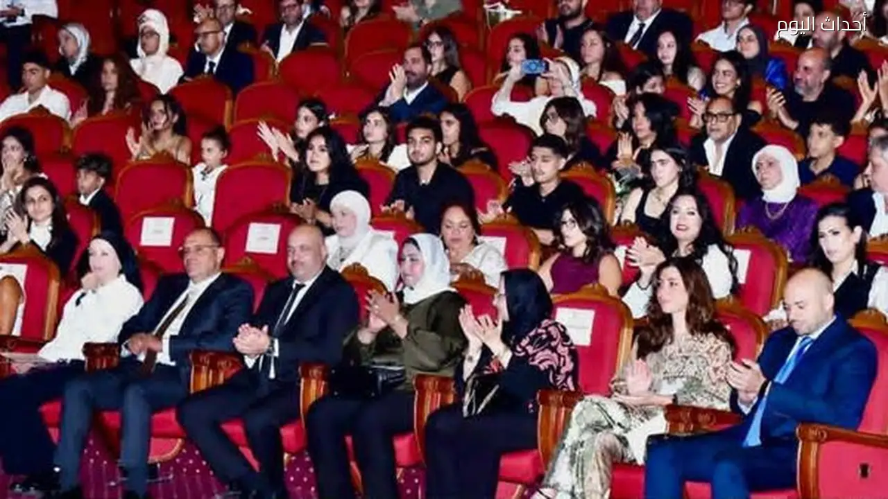 «كيان كولدج الدولية» تحتفل بتخريج أول دفعة من طلابها في حفل مميز (صور)
