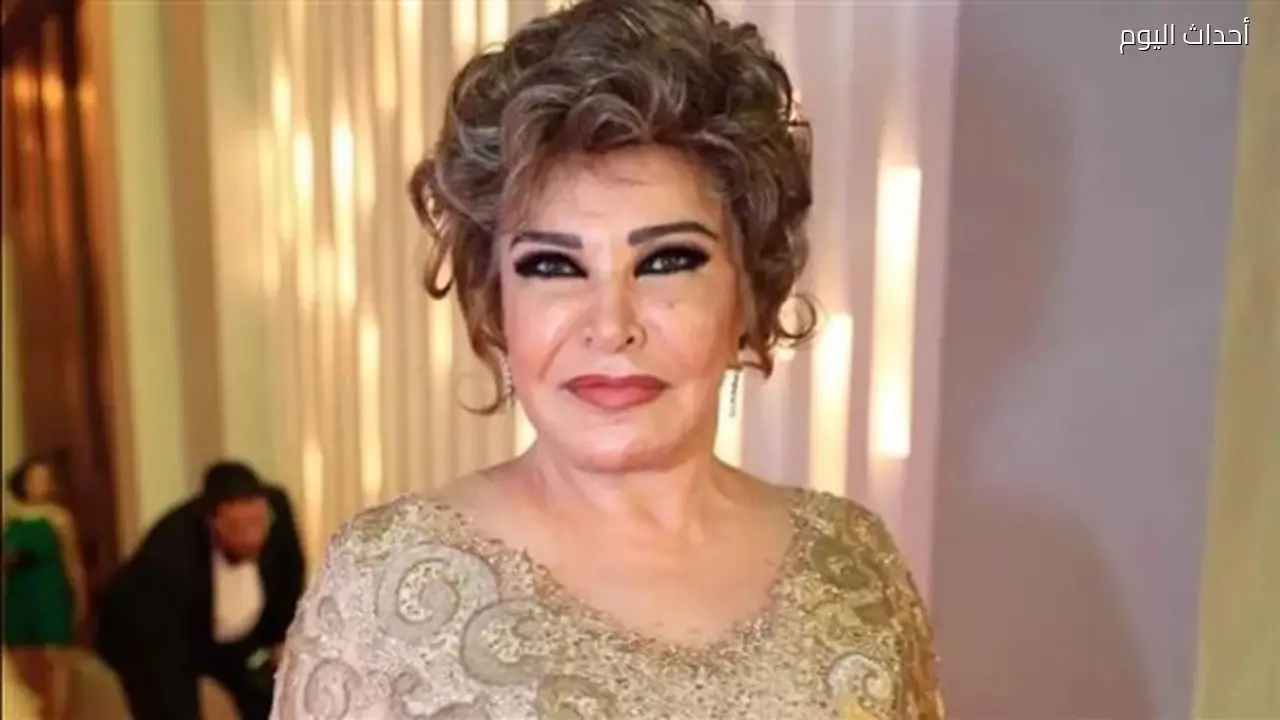 صفية العمري تكشف حالتها الصحية بعد شائعة وفاتها
