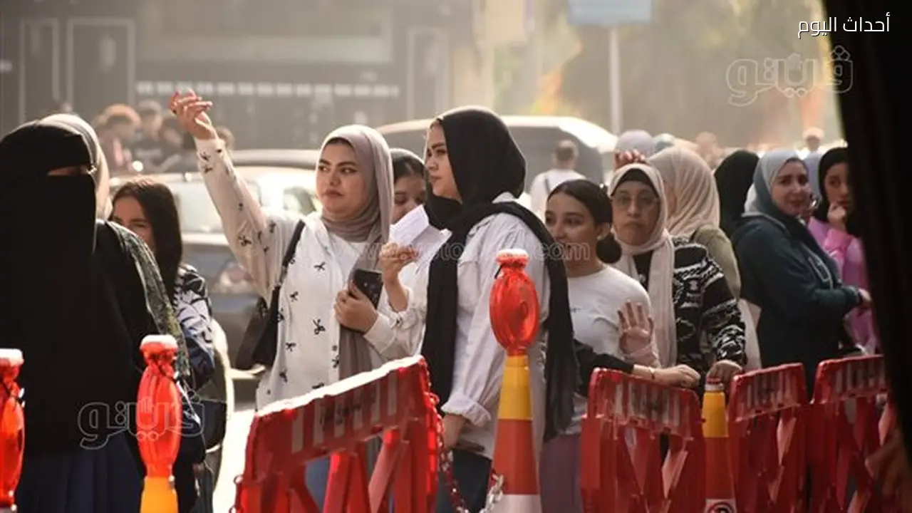 التعليم تحذر من تداول صور امتحانات الثانوية العامة: الصور قديمة والجروبات تستهدف الاحتيال