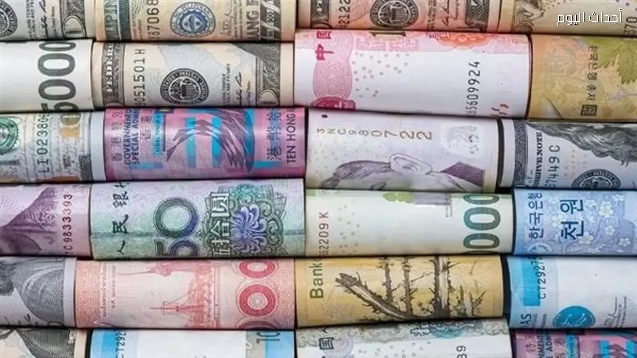 استقرار أسعار العملات العربية والأجنبية مقابل الجنيه في البنك الأهلي اليوم الخميس