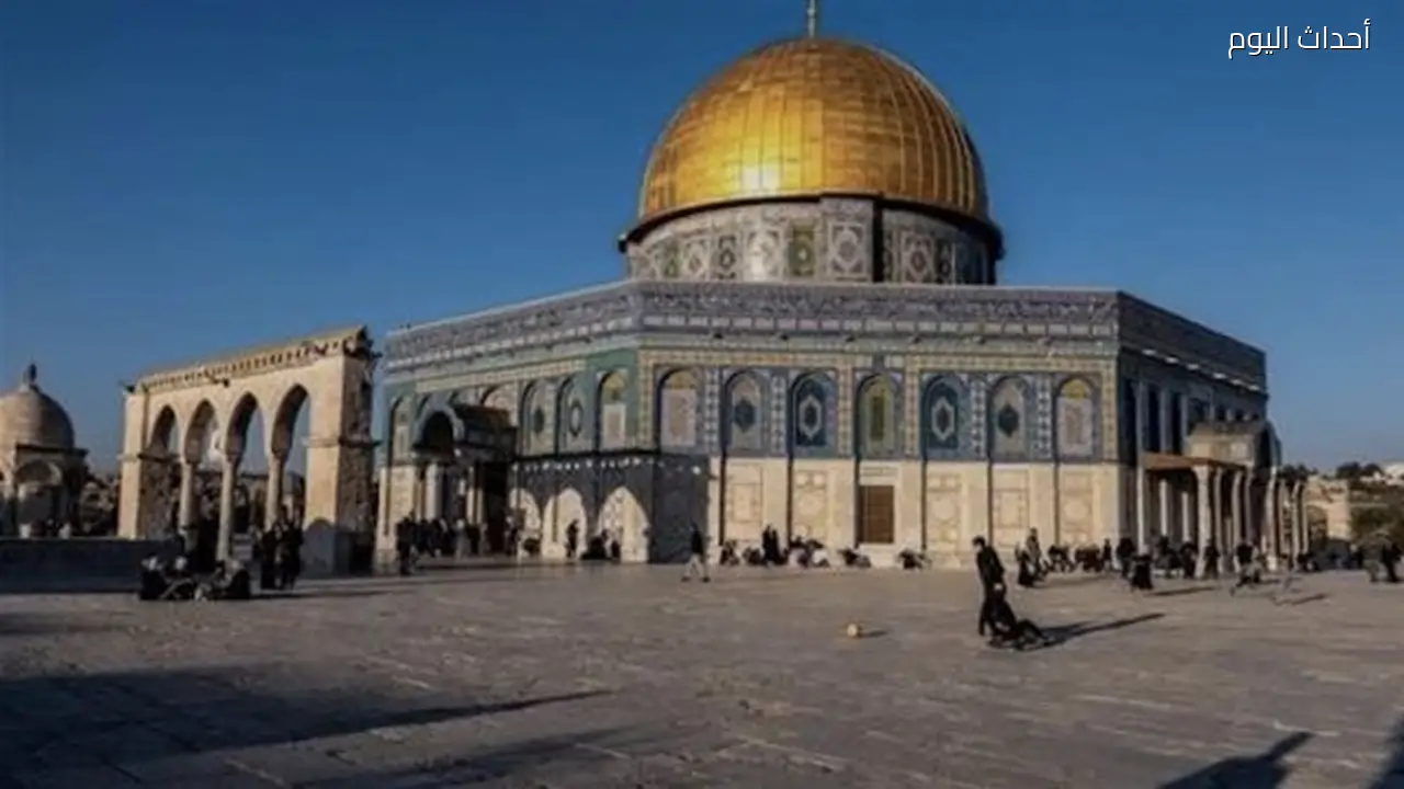 محافظة القدس تحذر من “قانون المؤذن” وتصفه بالاعتداء على حرية العبادة