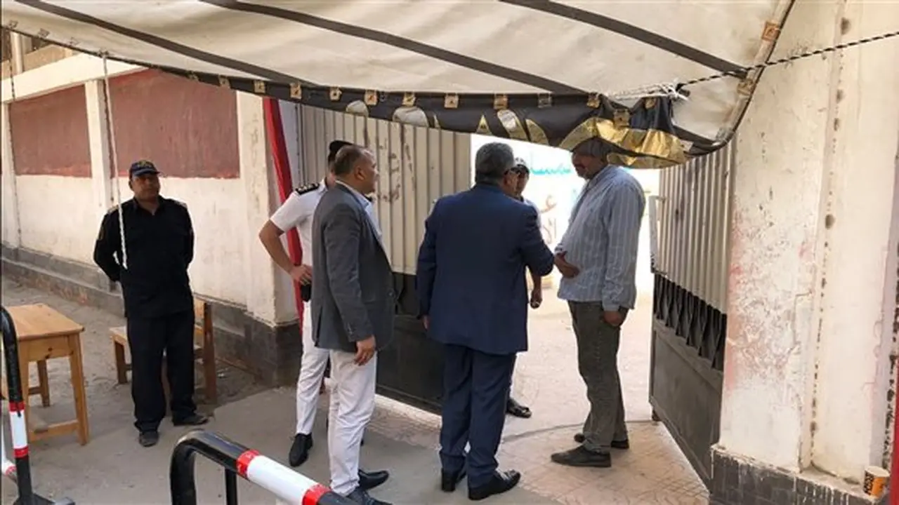 محافظ الدقهلية يتفقد لجان الثانوية العامة ويوجه بتوفير مراوح للطلاب