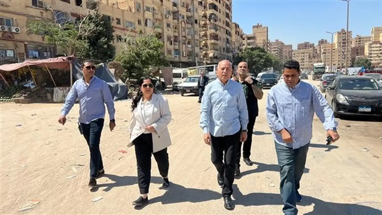 محافظ القاهرة يتخذ قرارًا بنقل رئيس فرع هيئة النظافة بمدينة نصر بسبب تدني مستوى النظافة