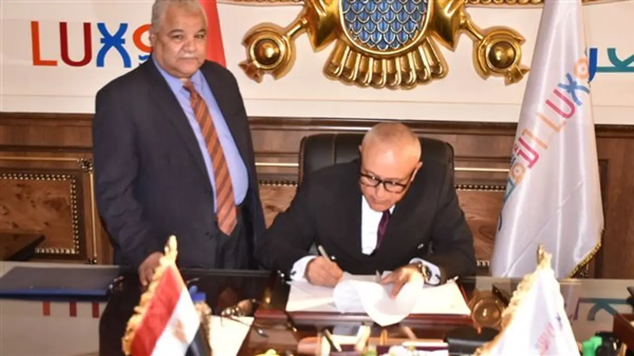 محافظ الأقصر يعتمد تنسيق القبول بمدارس الثانوية العامة بحد أدنى 240 درجة