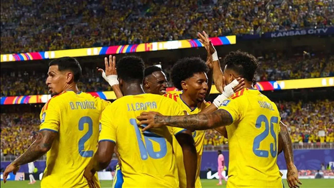 فيروس يهدد لاعبي منتخب كولومبيا قبل مواجهة ربع النهائي في كأس العالم