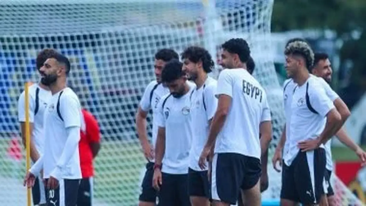 حماس لاعبي منتخب مصر يتألق في مرانهم قبل مواجهة الأرجنتين